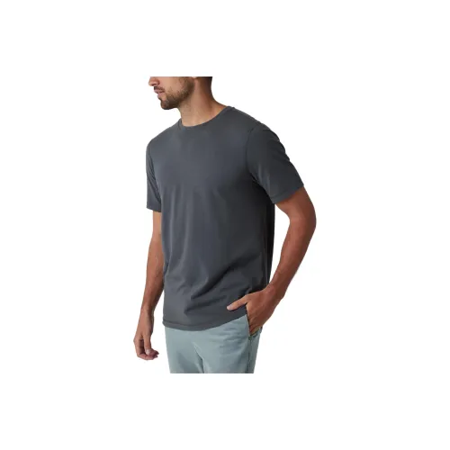 Vuori T Shirts Men