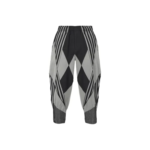 ISSEY MIYAKE Casual Wednesday pants Unisex Black