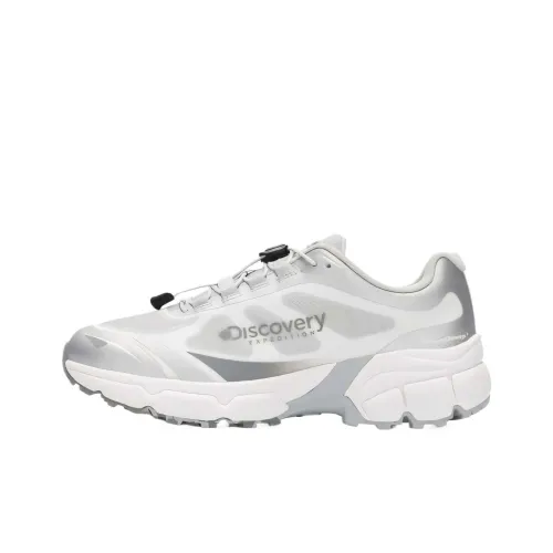 Discovery Expedition Gofcore Low Top Hiking Shoes Unisex White