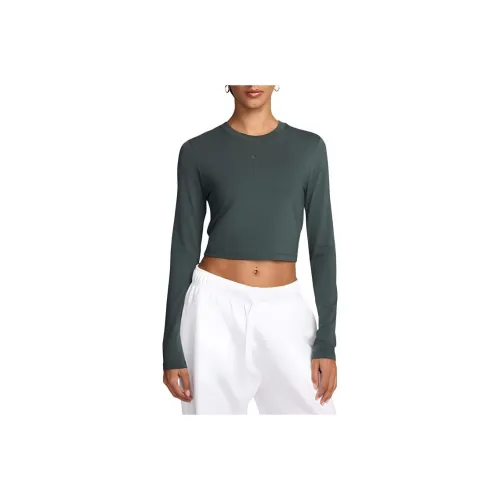 Nike Sportswear Chill Knit Women's Slim Long Sleeve Cropped Top