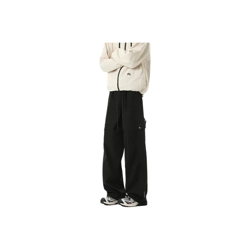 Universal Templates Cargo Pants Unisex-1