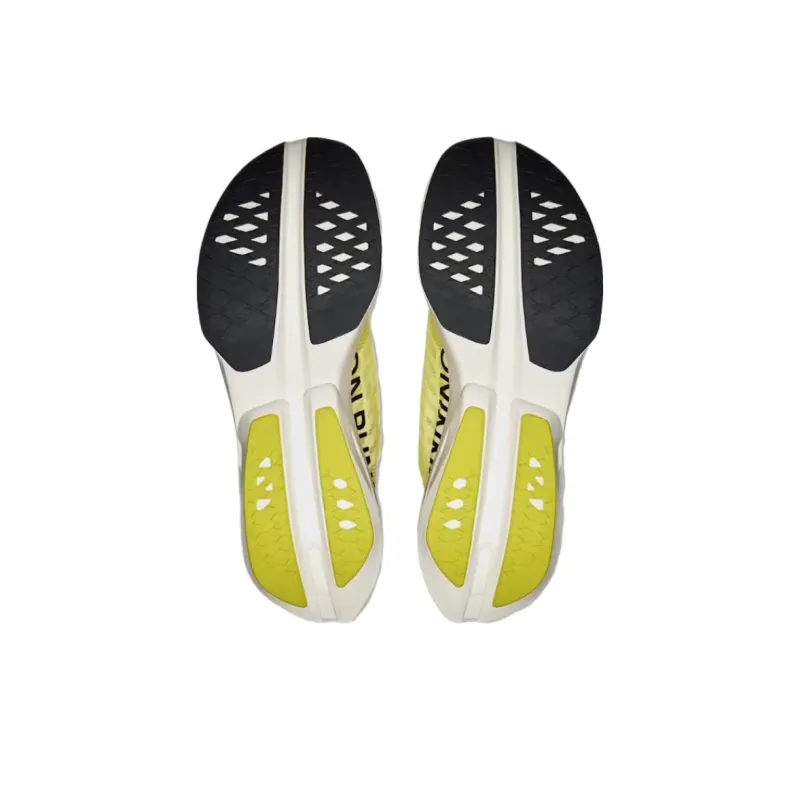 On Running Cloudboom Strike Limelight Wolf-5