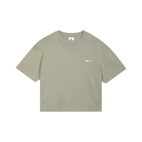 Nike T-Shirt Women's Light Army Green