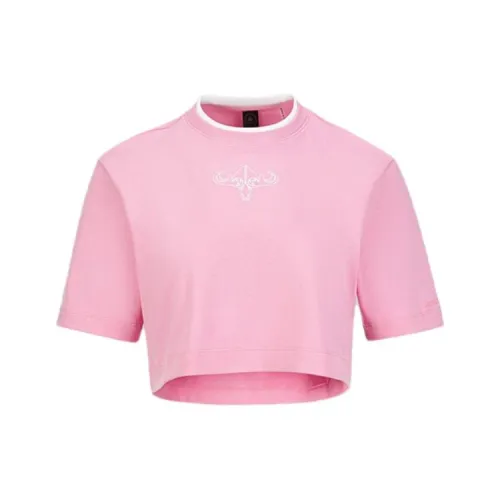 Moose Knuckles T-Shirts Women's Pink