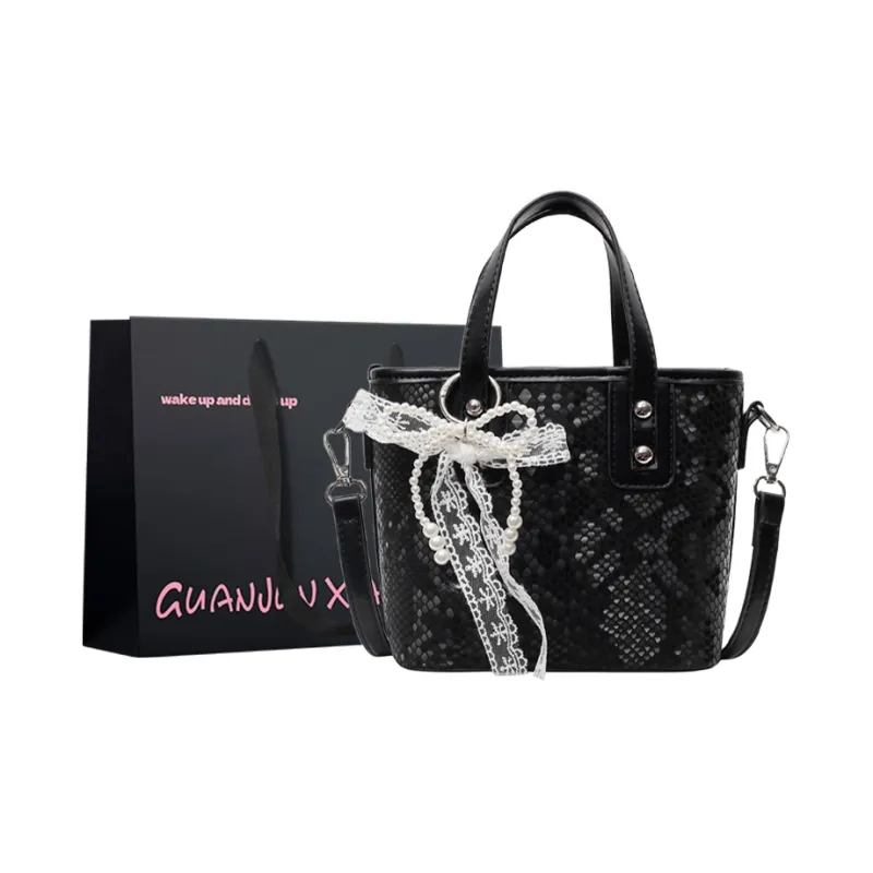 Champion Cub PU Handbag Regular Women's Multicolor-12
