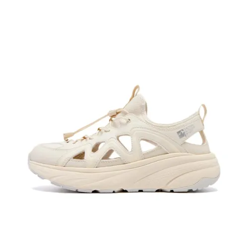 QIAODAN Slip Resistant And Breathable River Trekking Shoes Women's Beige