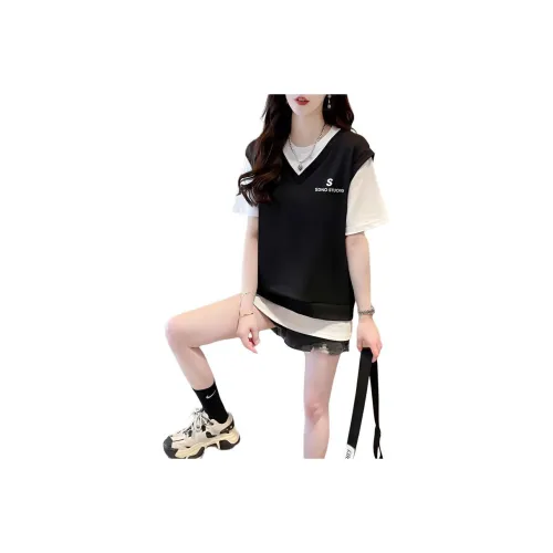The Temptation Of The Muse T Shirt Women's
