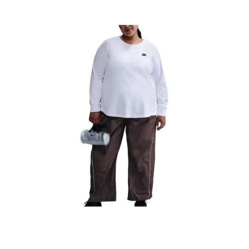 Nike Sportswear Club Women's Long Sleeve T Shirt Plus Size