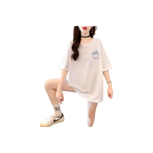 The Temptation Of The Muse T Shirt Women's