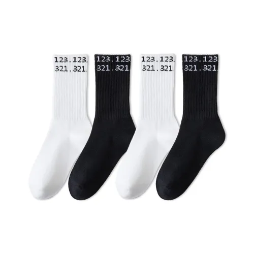 ONE MORE＊ Mid Calf Socks Unisex 4 Pack