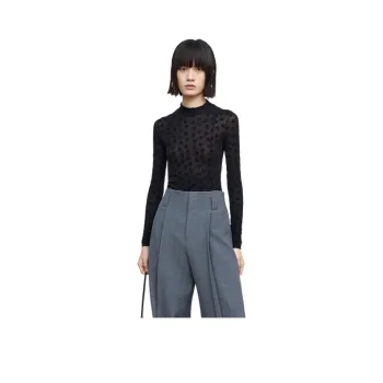 MO&CO T Shirts Women's Black
