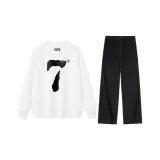White Sweatshirt+Black Jeans