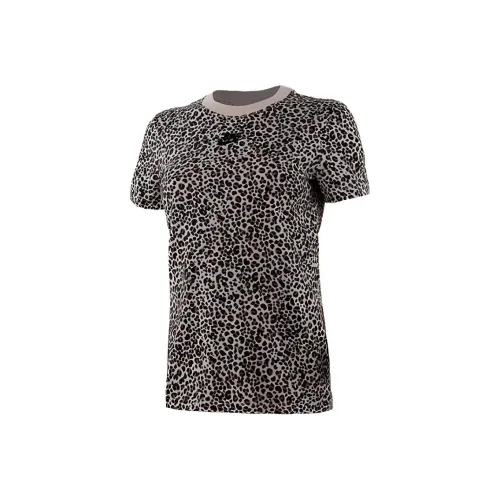 Nike T Shirts Women's Multicolor