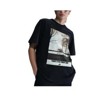 Nike Sportswear Women's Short Sleeve Graphic T Shirt