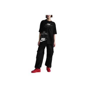 Nike Sportswear Women's Oversized T Shirt