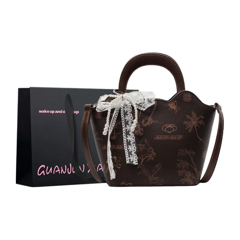 Champion Cub PU Handbag Regular Women's Ecru/Blue/Coffee-8