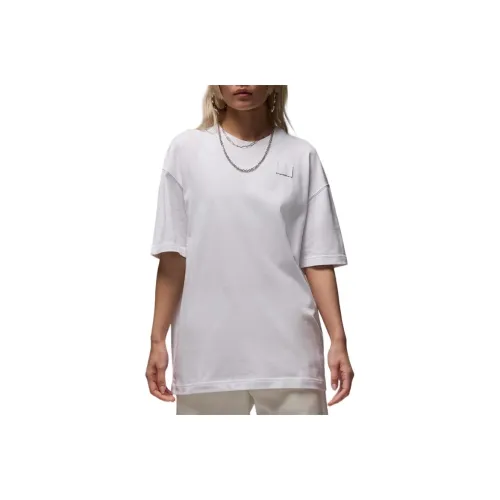 JORDAN Flight Essentials Women's Oversized T Shirt