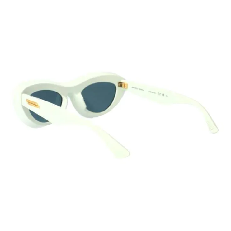 Bottega Veneta Cat Eye Frame Sunglasses-3