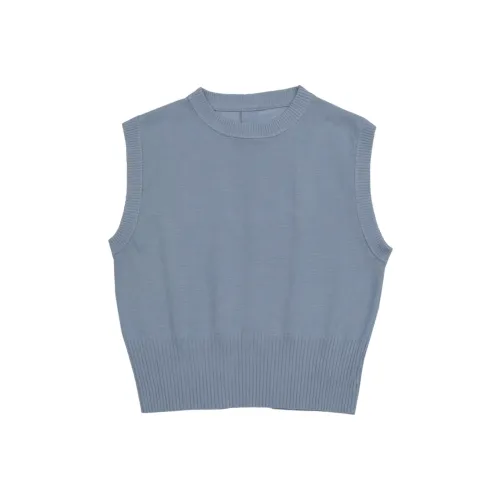 Select MOCA T-Shirts Women's