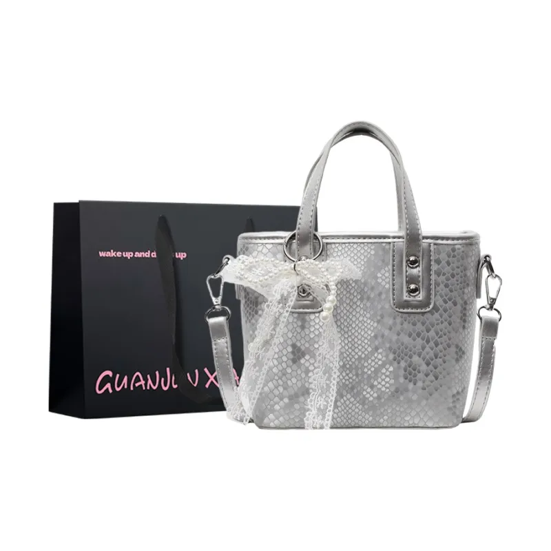 Champion Cub PU Handbag Regular Women's Multicolor-4