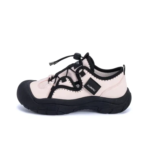 HUANQIU Breathable Lightweight Height Increasing Low Top Casual Shoes Women's Black Pink
