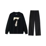 Black Sweatshirt (Fleece-Lined)+Black Jeans