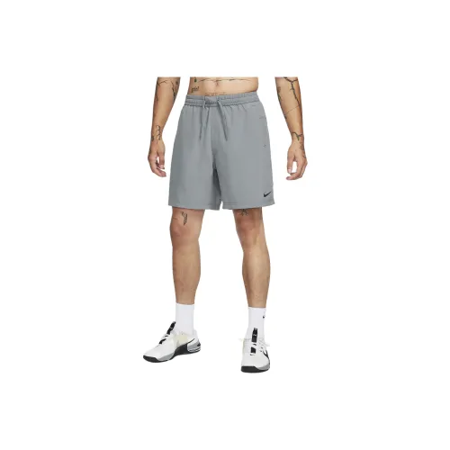 Nike Form Men's Dri FIT 7' Unlined Versatile Shorts