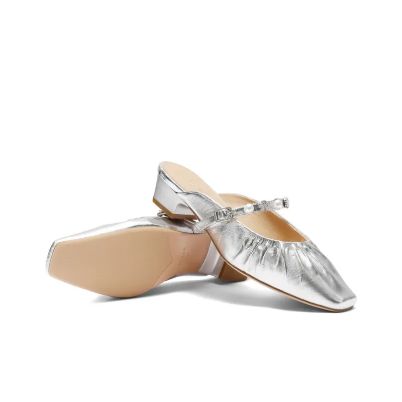 BELLE Closed Toe Slippers Women's-9
