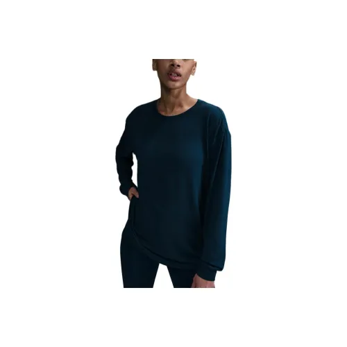 Nike One Relaxed Women's Dri FIT Long Sleeve Top