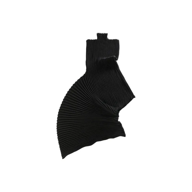 ISSEY MIYAKE T Shirt Women's Black-0