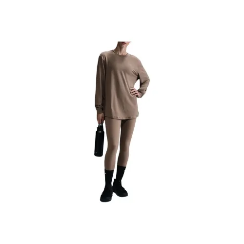 Nike One Relaxed Women's Dri FIT Long Sleeve Top