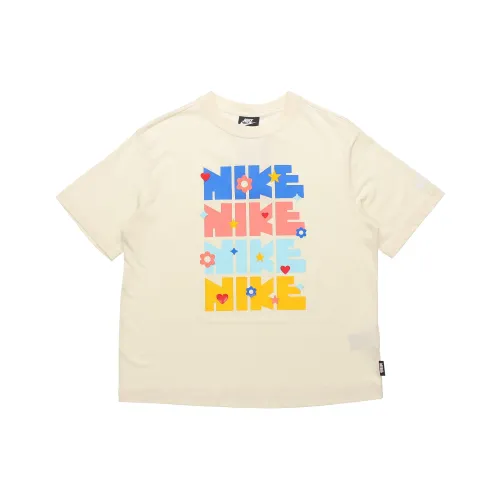Nike Set in Sleeve T Shirt Women's Coconut Milk