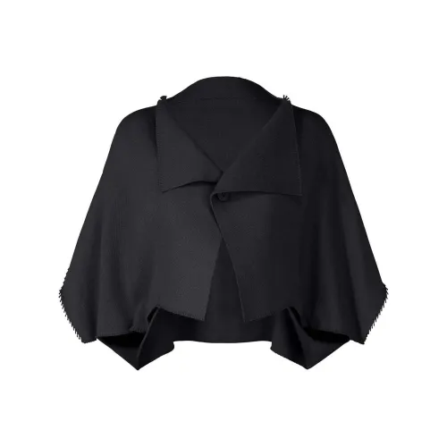 ISSEY MIYAKE SS24 Crop Tops Women's Black