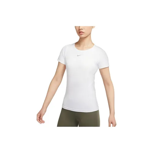 Nike T Shirts Women's White