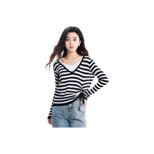 Coredorm Sweater Women's Black White