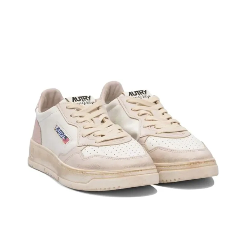 AUTRY Low Top Skateboard Shoes Men's White Pink-2