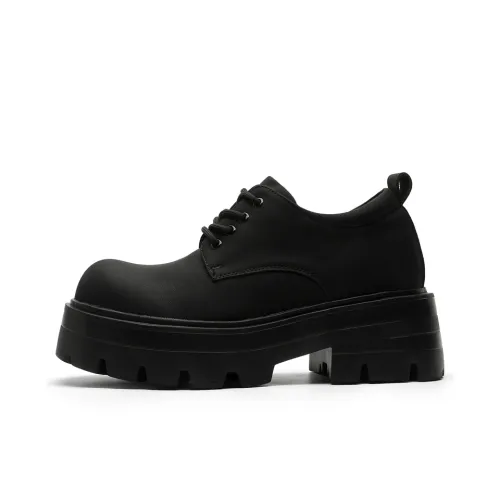 Hoka One One
