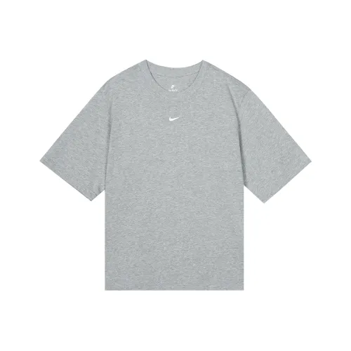 Nike Set in Sleeve T Shirt Women's Gray