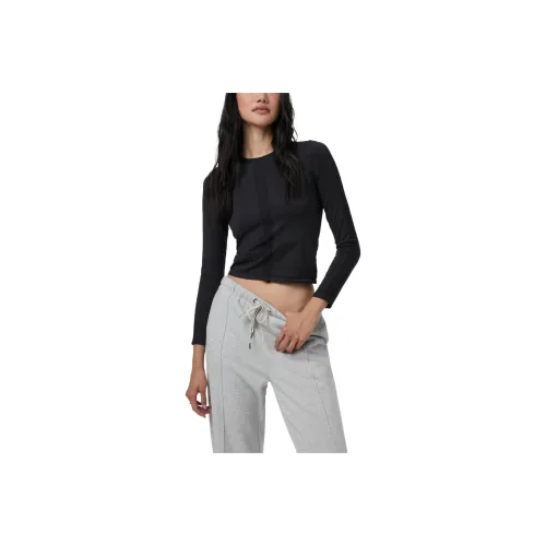 Vuori T Shirts Women's