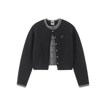 F426 Sweaters Women's