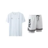 White Shorts+White Short-Sleeved Shirt