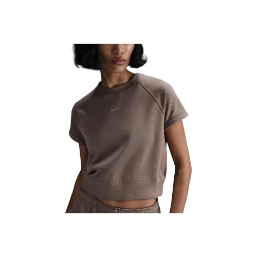 Nike Clothing T-Shirts Women's Brown