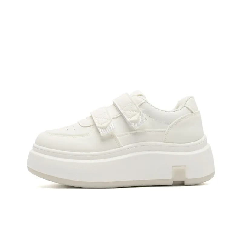 Circle Small Coverage, Cushioning, Abrasion Resistant, Lightweight Low Top Skateboard Shoes Women's-1