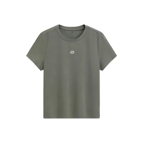 GAP EasyChill Collection T Shirt Women's
