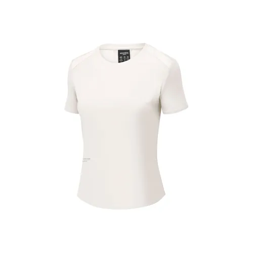 Skechers Freedom Series T Shirt Women's Gardenia 01B4
