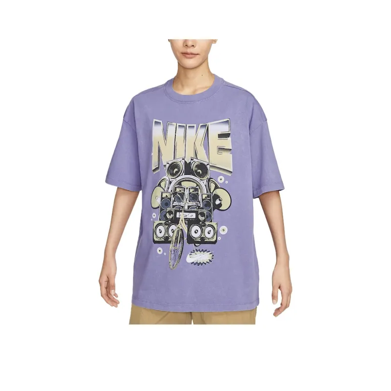 Nike Sportswear Women's Oversized Short Sleeve T Shirt-0
