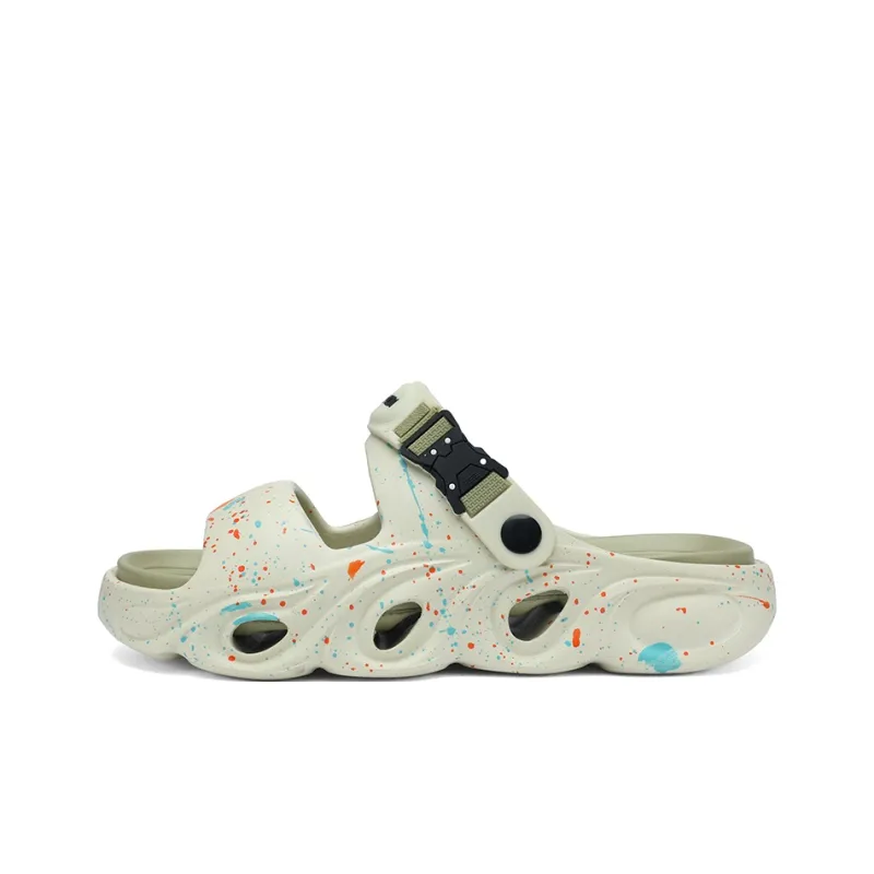 Budding Bear Beach Sandals Men's-3