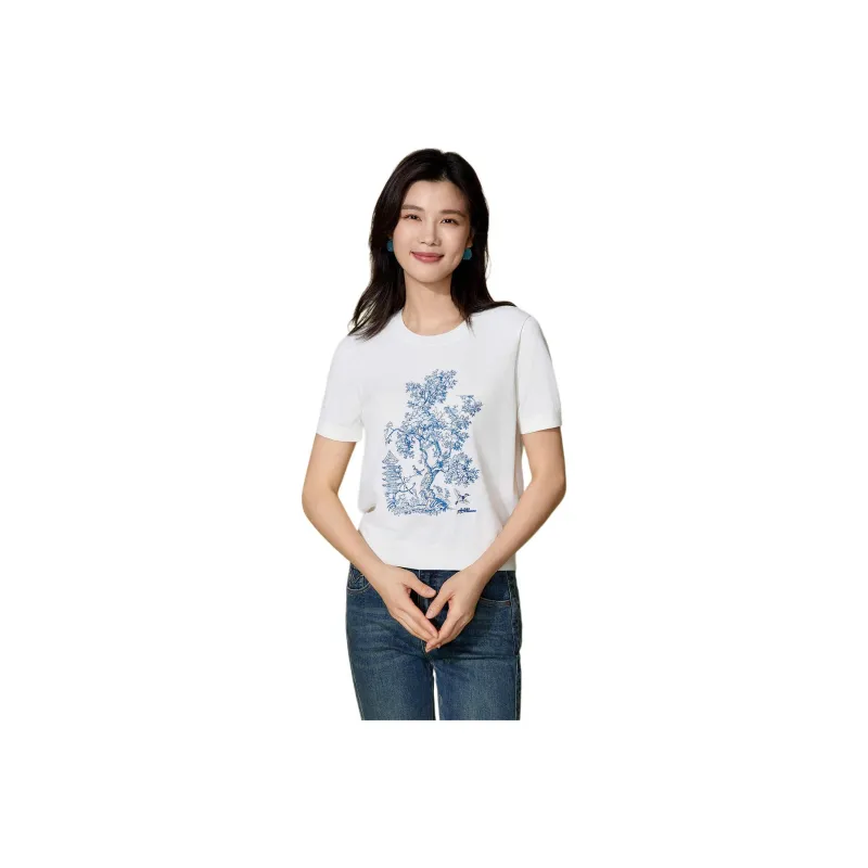 BBLLUUEE T Shirt Women's Crescent White-0