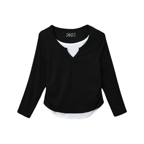 Adeworn T-Shirts Women's