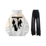White Sweatshirt+Black Jeans